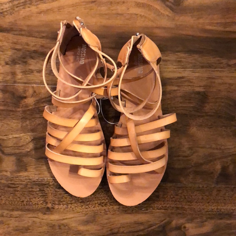 NWOT Mossimo Sandals